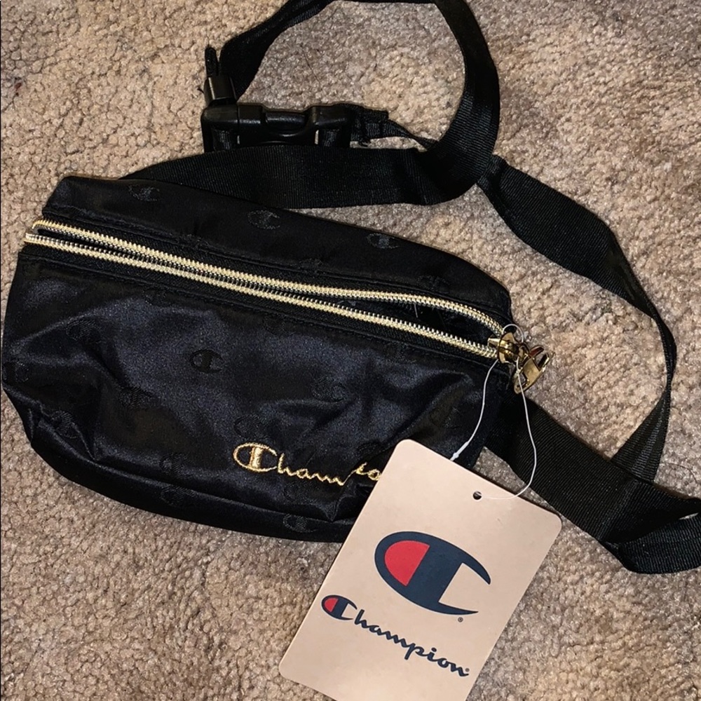 champion fanny pack